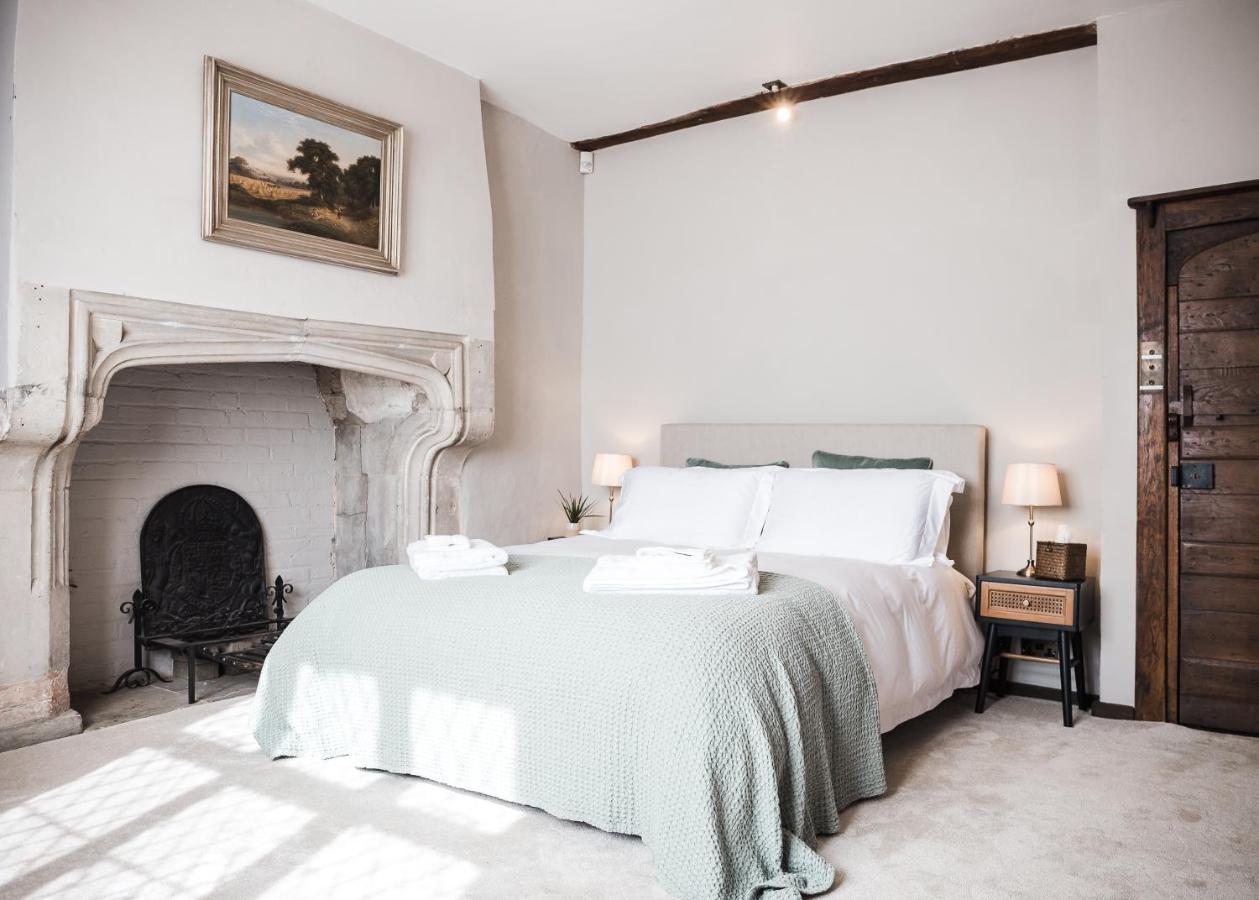 Taylour House - Edenbridge, Sleeps 10, Historic, Unique Yet Modern Villa Luaran gambar