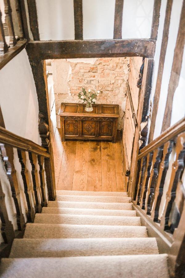 Taylour House - Edenbridge, Sleeps 10, Historic, Unique Yet Modern Villa Luaran gambar
