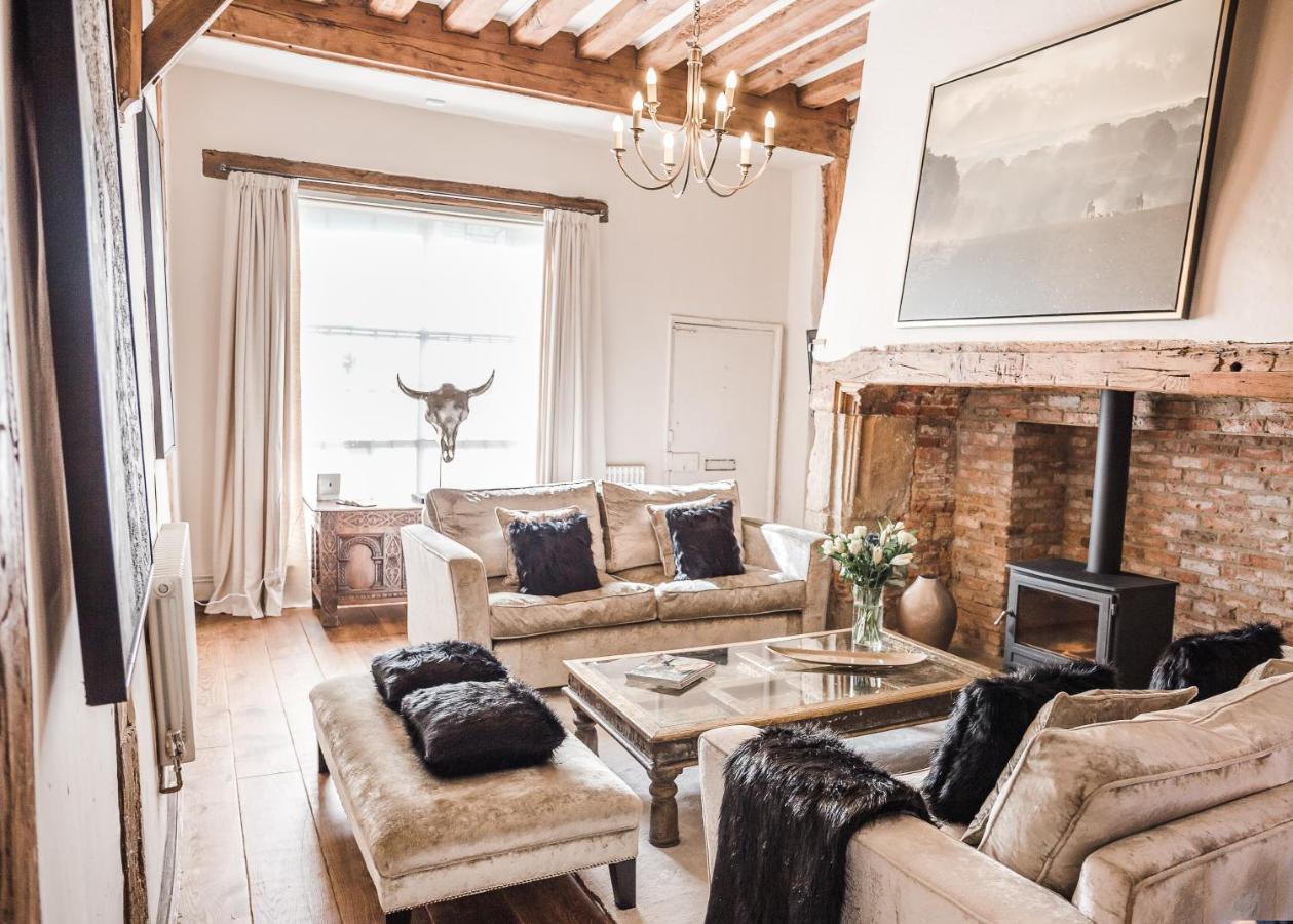 Taylour House - Edenbridge, Sleeps 10, Historic, Unique Yet Modern Villa Luaran gambar