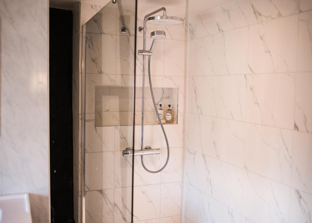Taylour House - Edenbridge, Sleeps 10, Historic, Unique Yet Modern Villa Luaran gambar